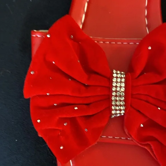 Flash sale final price accepted 💎 NWOT Red bow sandals - Picture 3 of 6